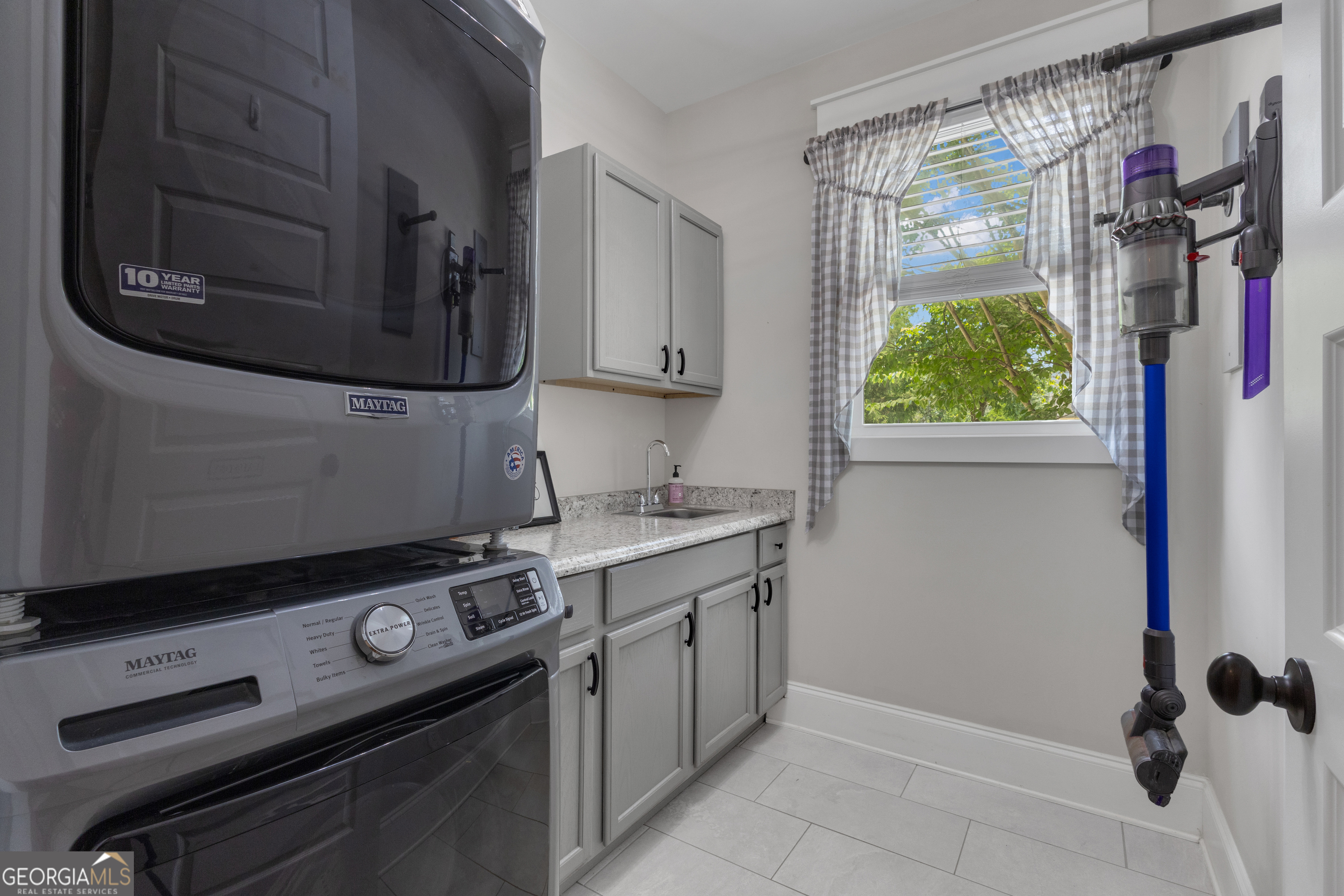 183 Gable Road Property Photo 26