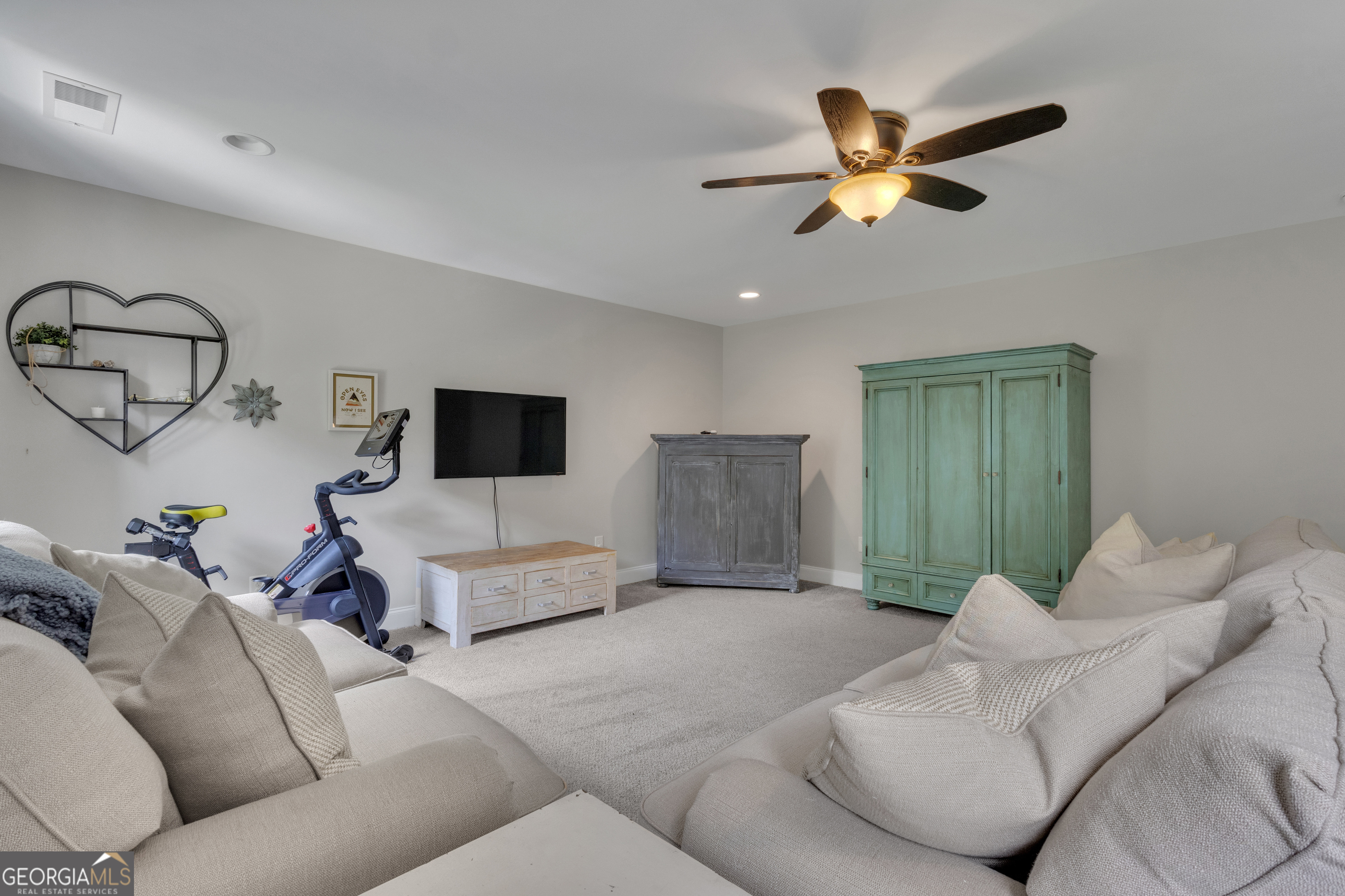183 Gable Road Property Photo 44