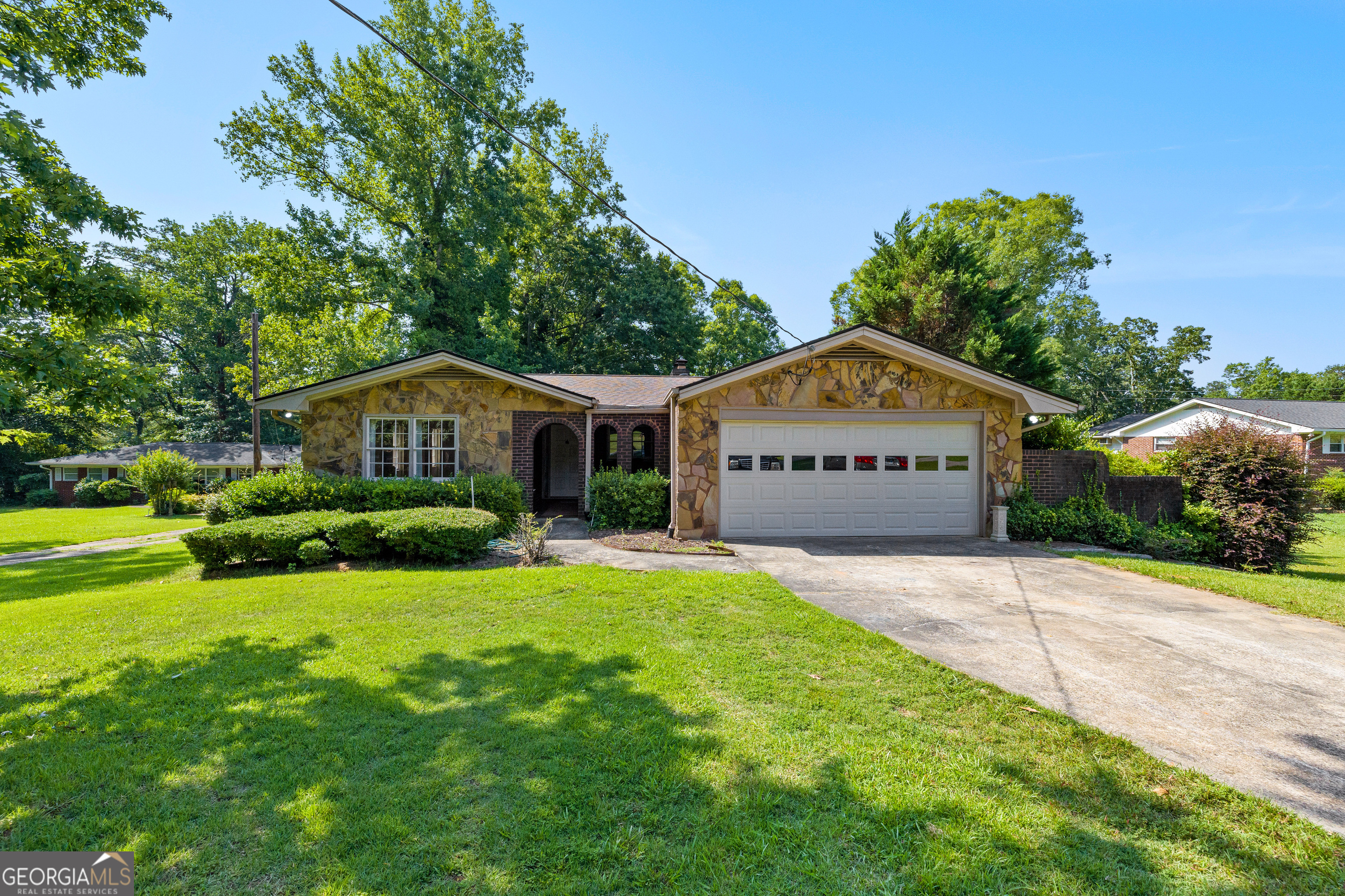 45 North Drive Property Photo 1