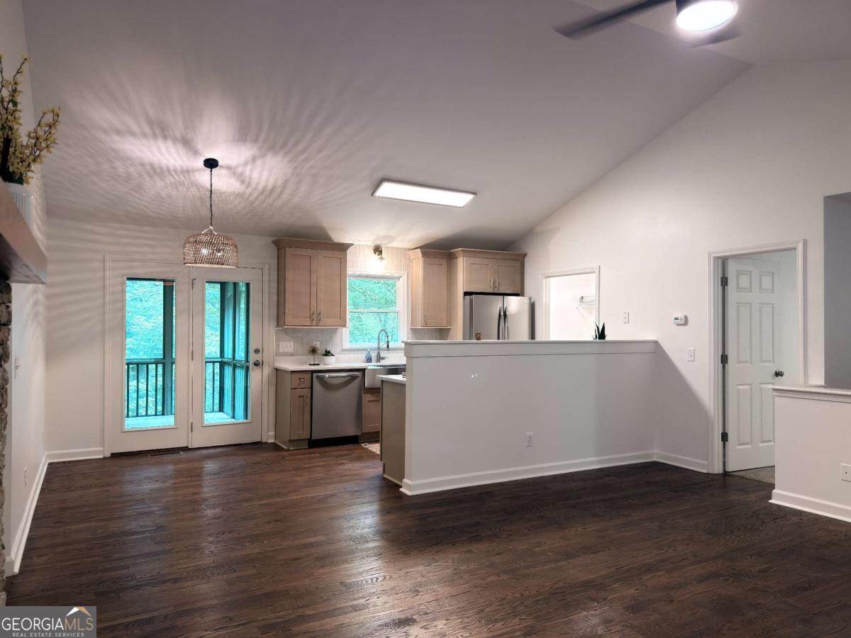 167 Trout Lily Trail Property Photo 3