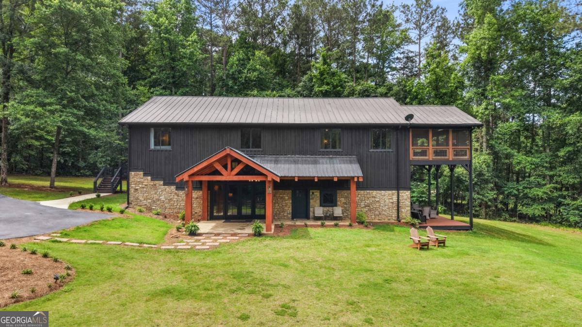 1130 Swords Trail Property Photo 5
