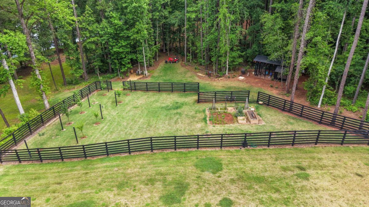 1130 Swords Trail Property Photo 9