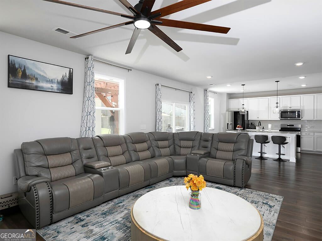 31 Dew Drop Lane Property Photo 2