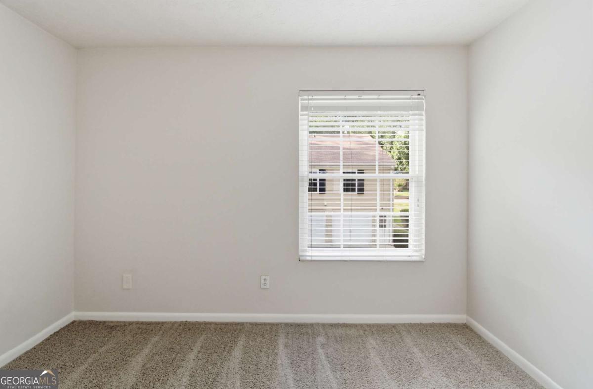 1329 Surrey Lane Sw # 7 Property Photo 12