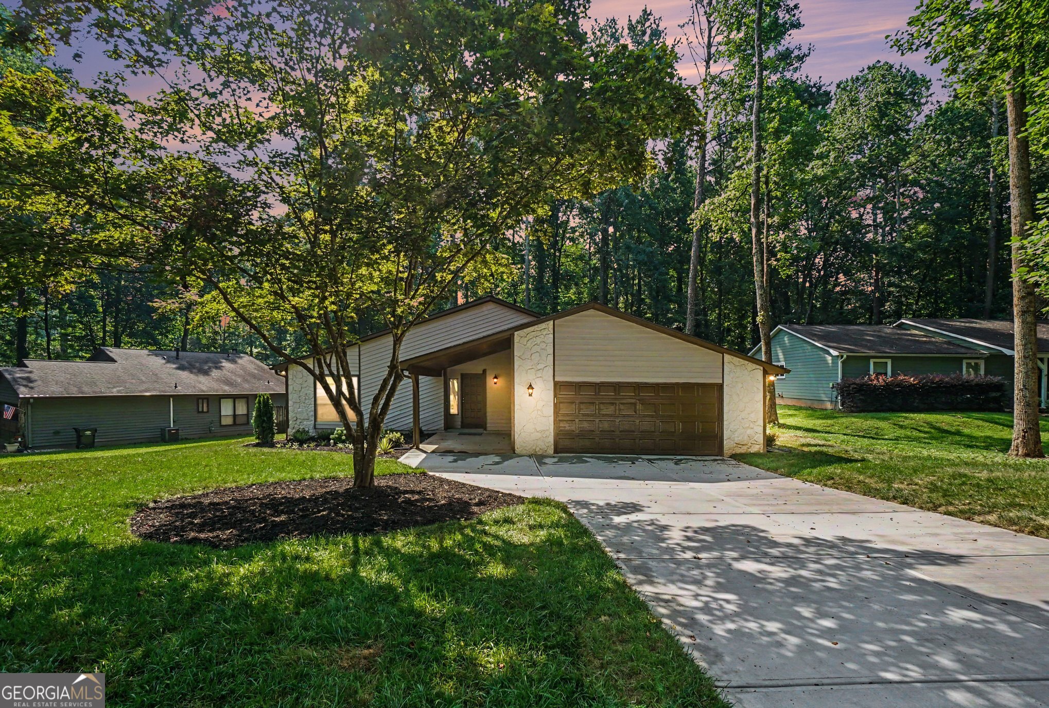 1215 Wade Green Circle Nw Property Photo 2