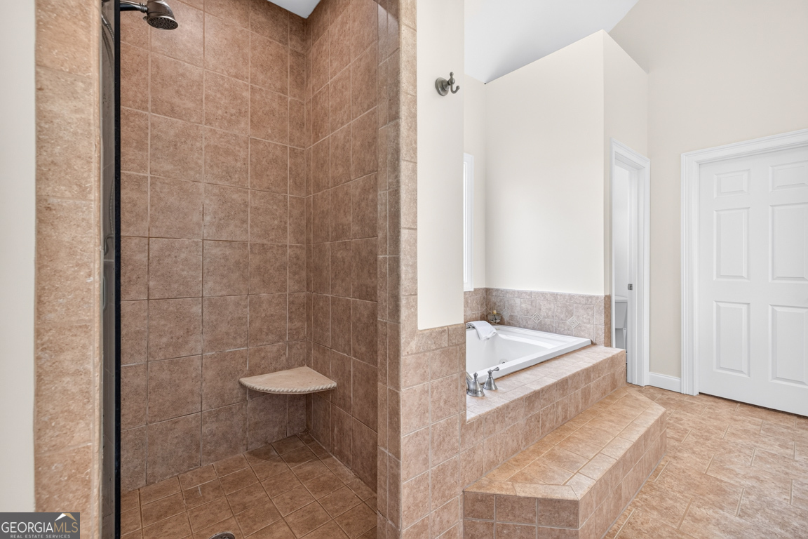 1200 Woodlawn Road Property Photo 50