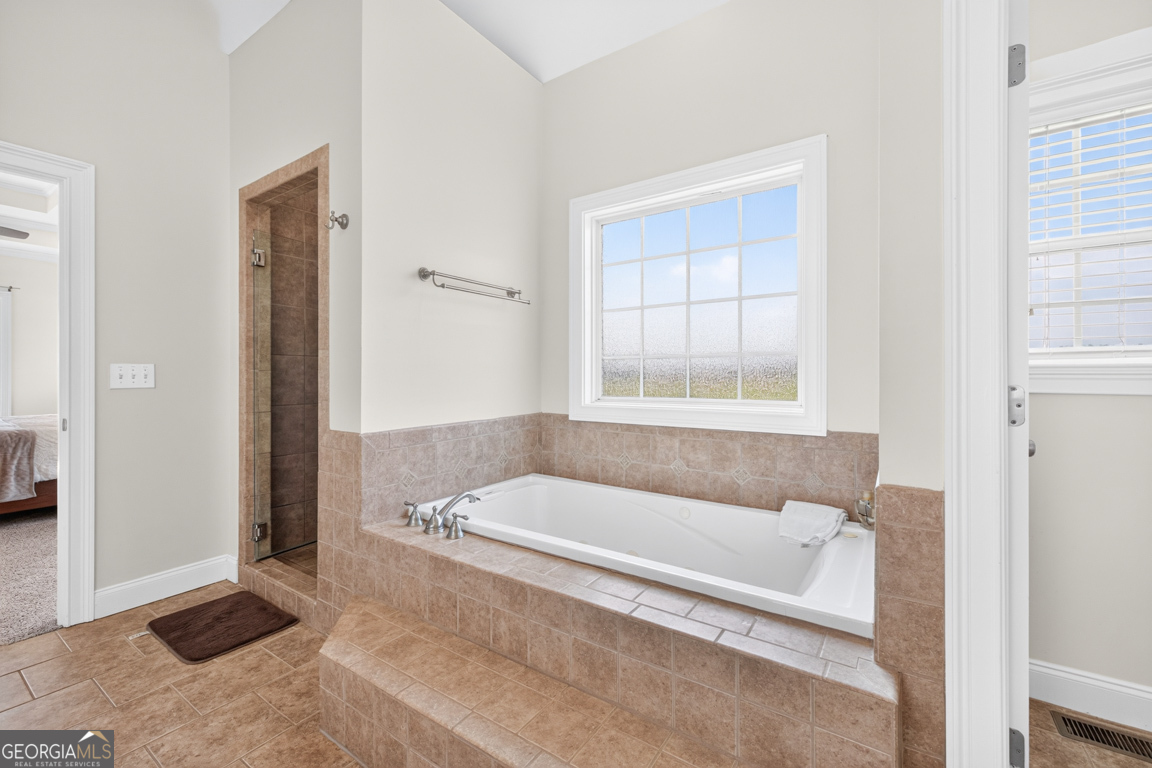 1200 Woodlawn Road Property Photo 51