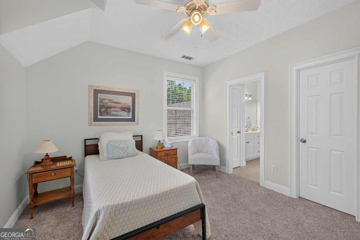 1200 Woodlawn Road Property Photo 58