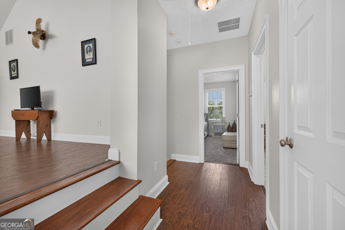 1200 Woodlawn Road Property Photo 66