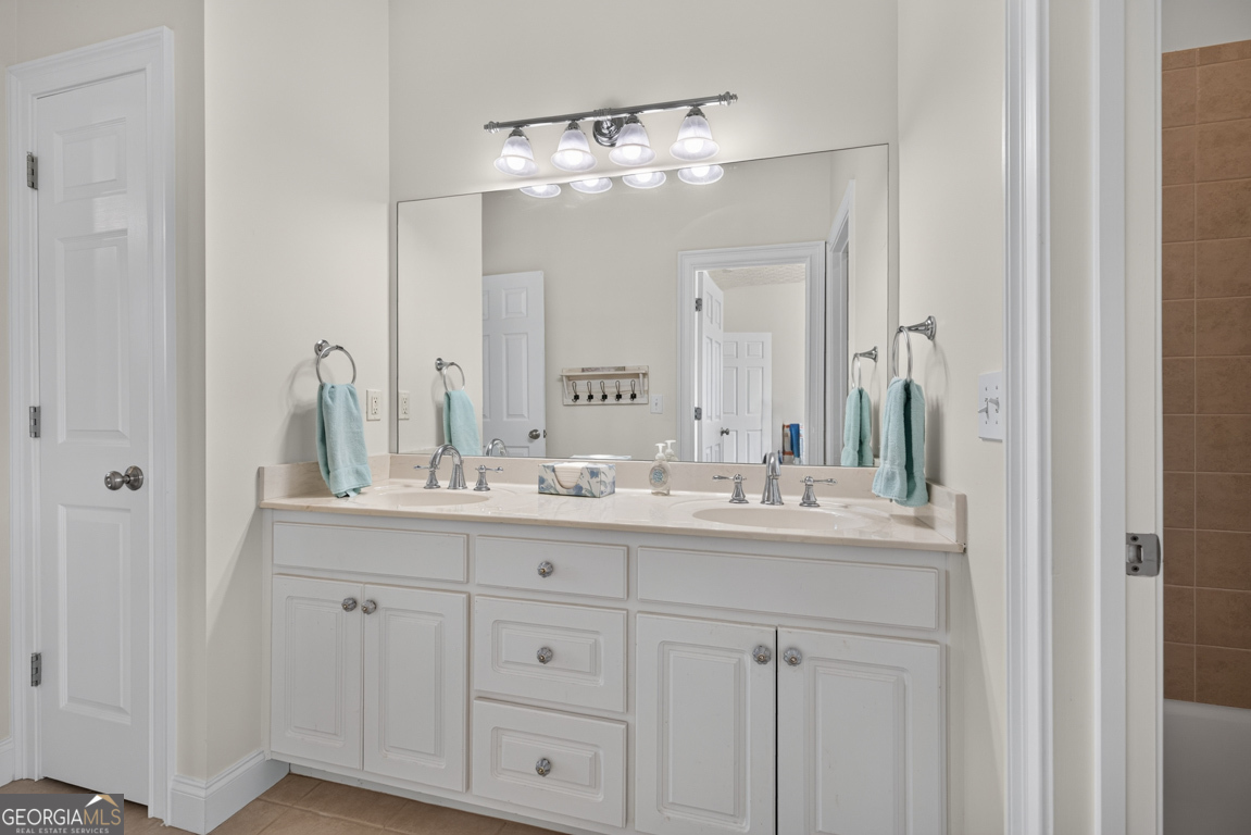 1200 Woodlawn Road Property Photo 68