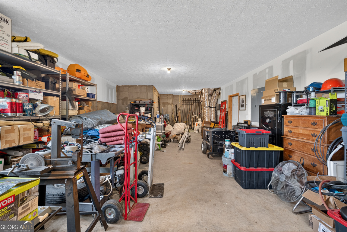 1200 Woodlawn Road Property Photo 77