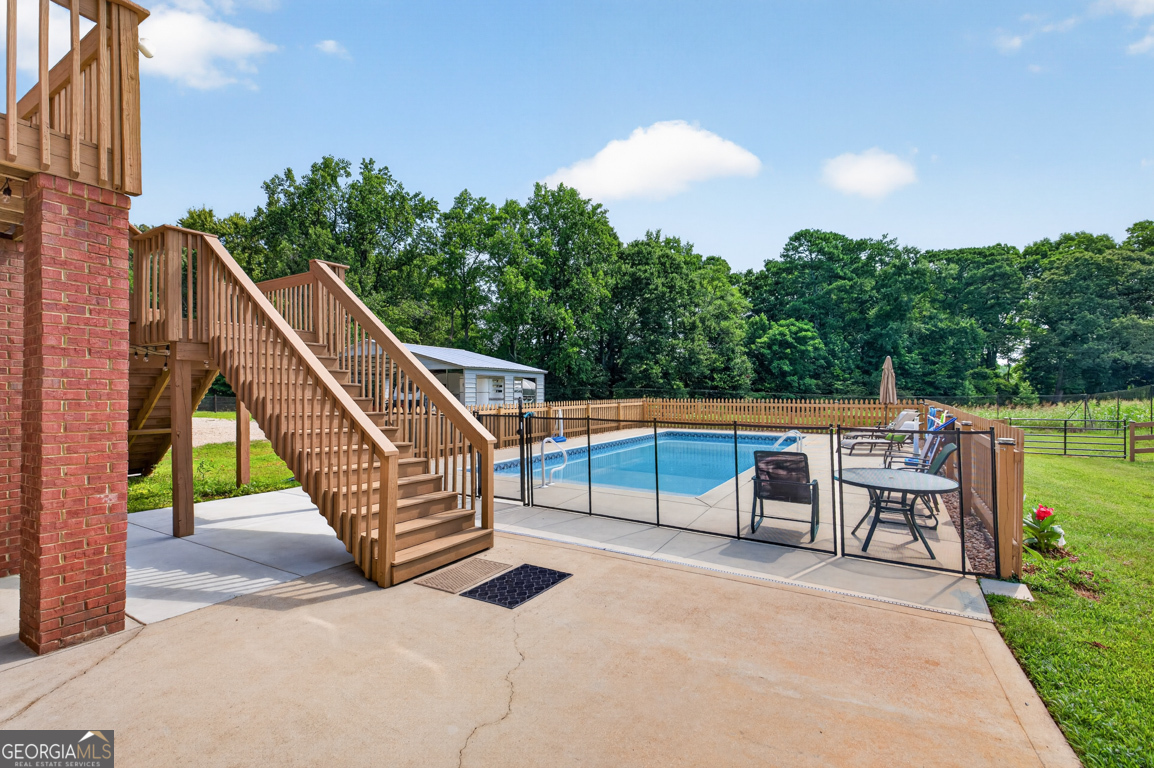 1200 Woodlawn Road Property Photo 89