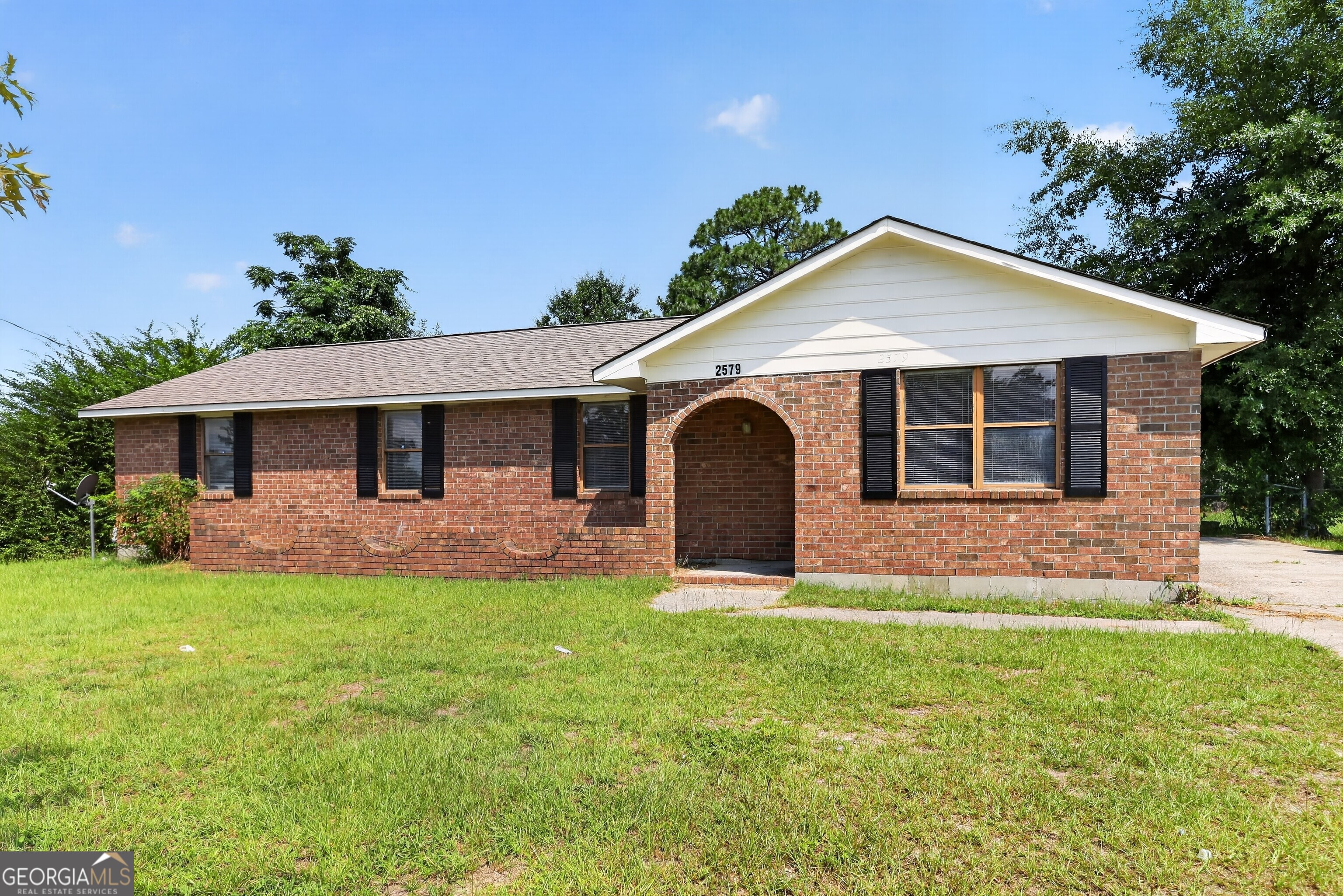 2579 Anthony Dejuan Parkway Property Photo 3