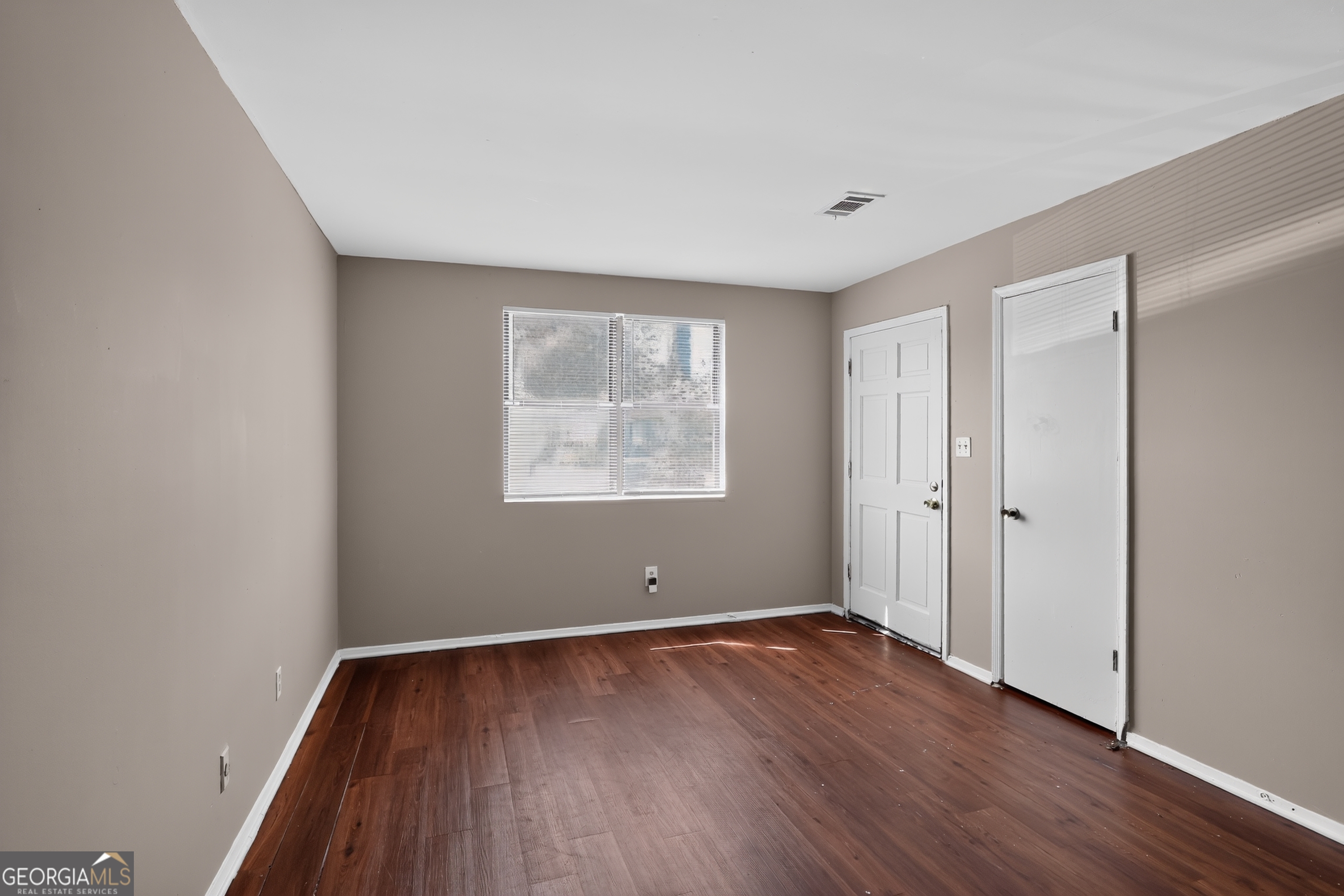 2579 Anthony Dejuan Parkway Property Photo 4