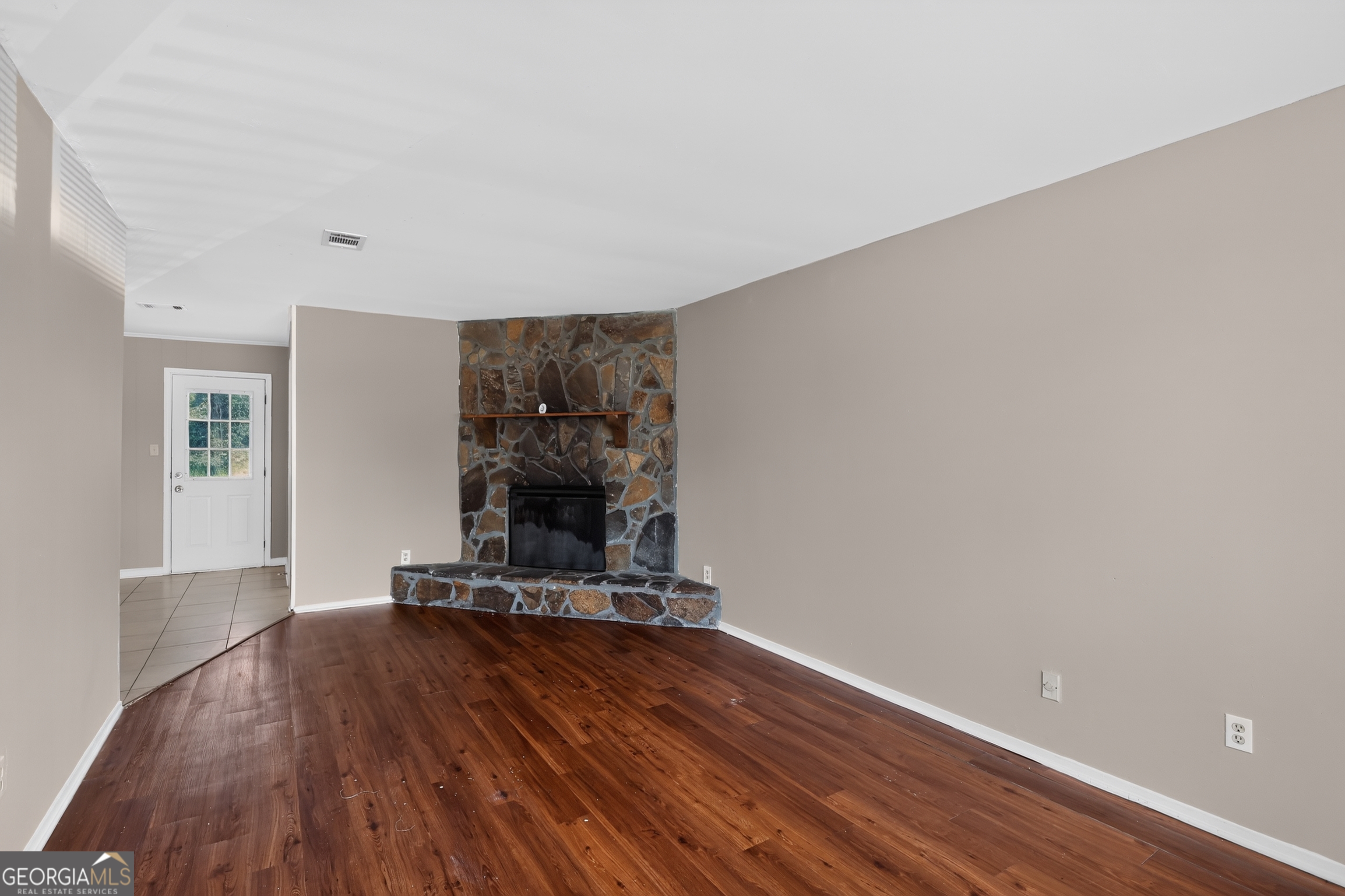 2579 Anthony Dejuan Parkway Property Photo 5