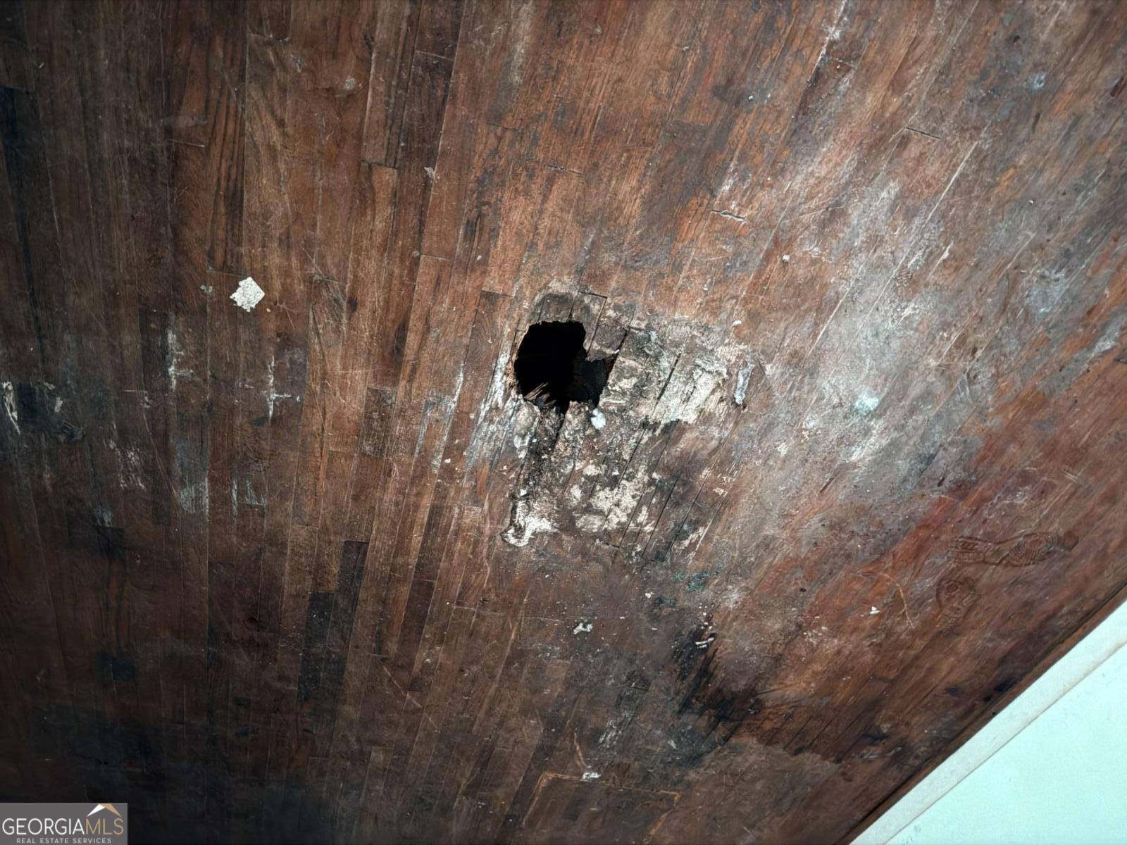 1131 S Deshon Road Property Photo 4