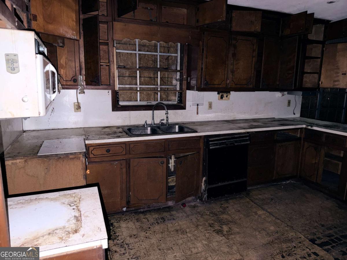 1131 S Deshon Road Property Photo 8