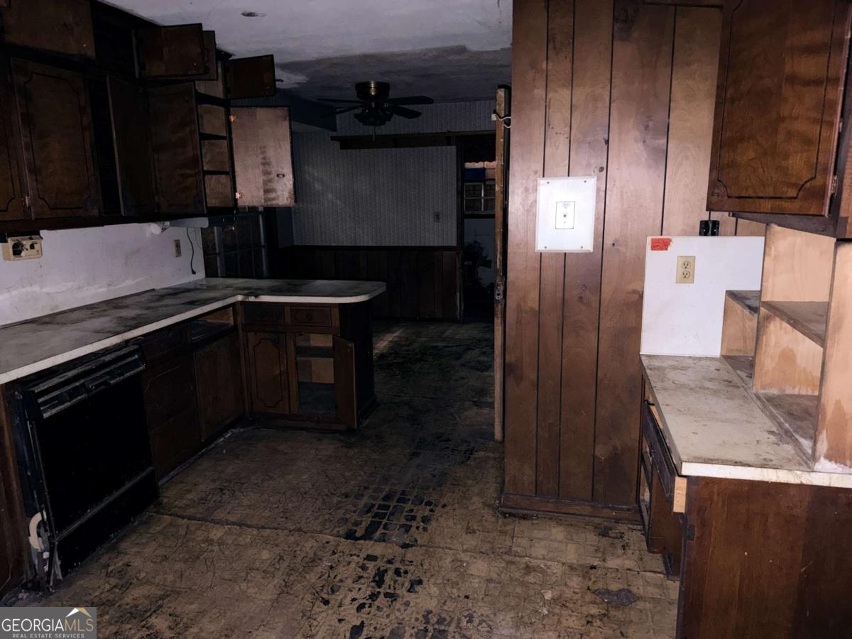 1131 S Deshon Road Property Photo 9