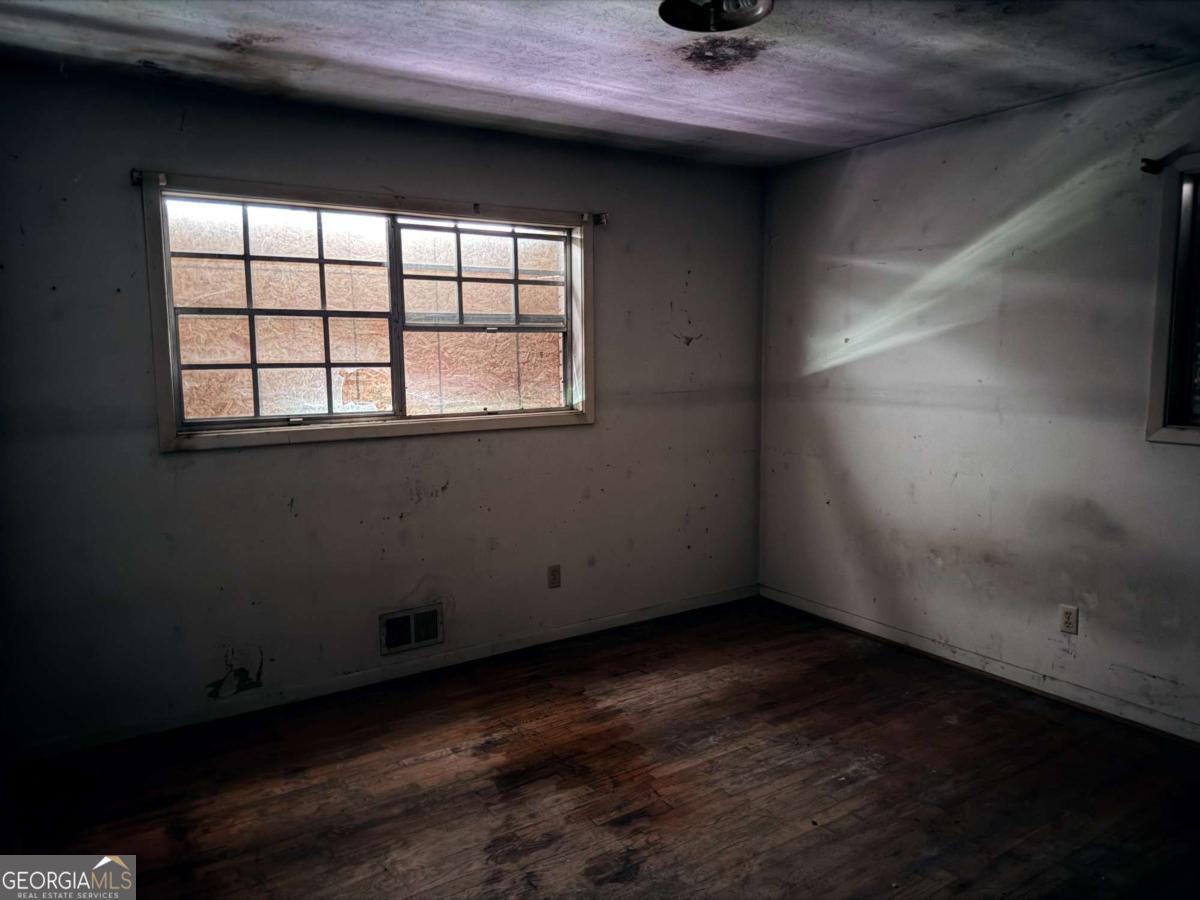 1131 S Deshon Road Property Photo 17