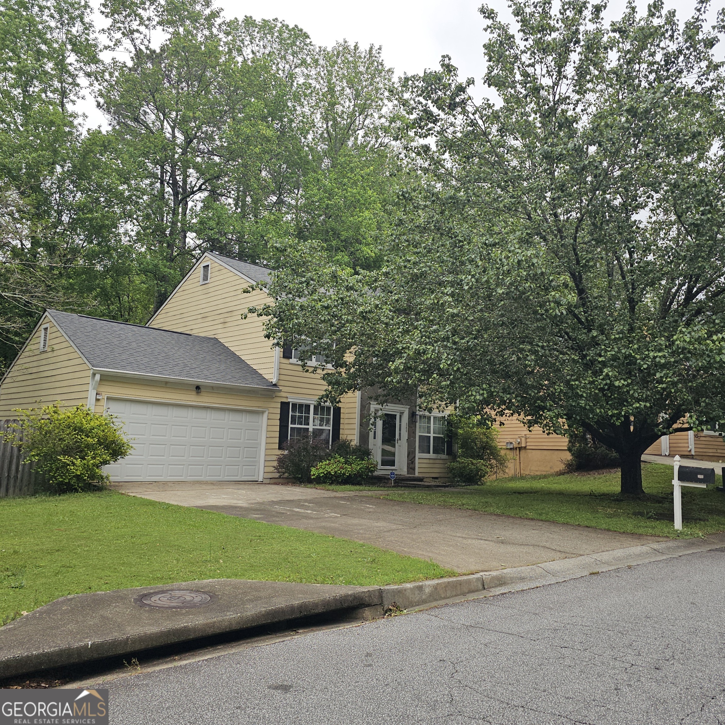 840 Revena Drive Property Photo 2