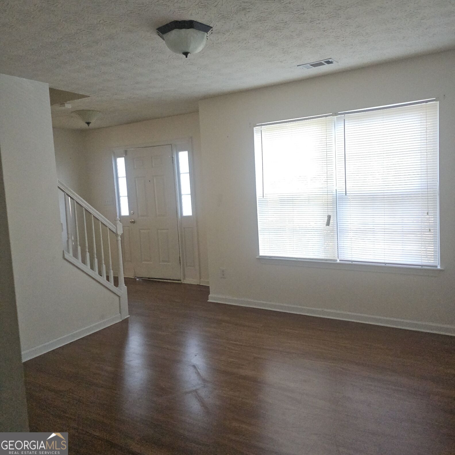 840 Revena Drive Property Photo 3