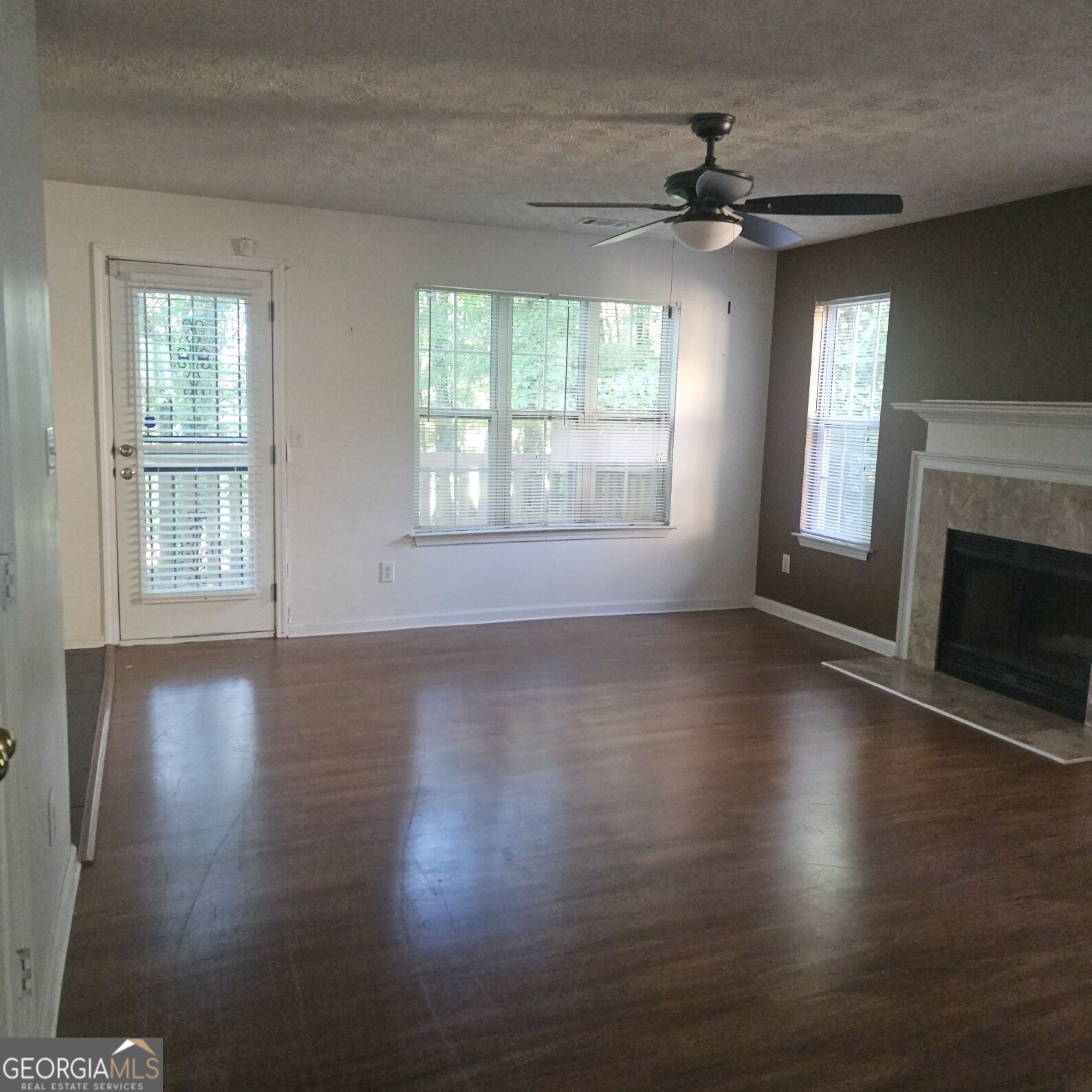 840 Revena Drive Property Photo 5