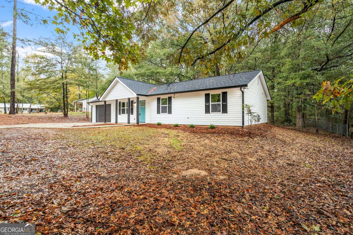 25 Woodcrest Drive Property Photo 3