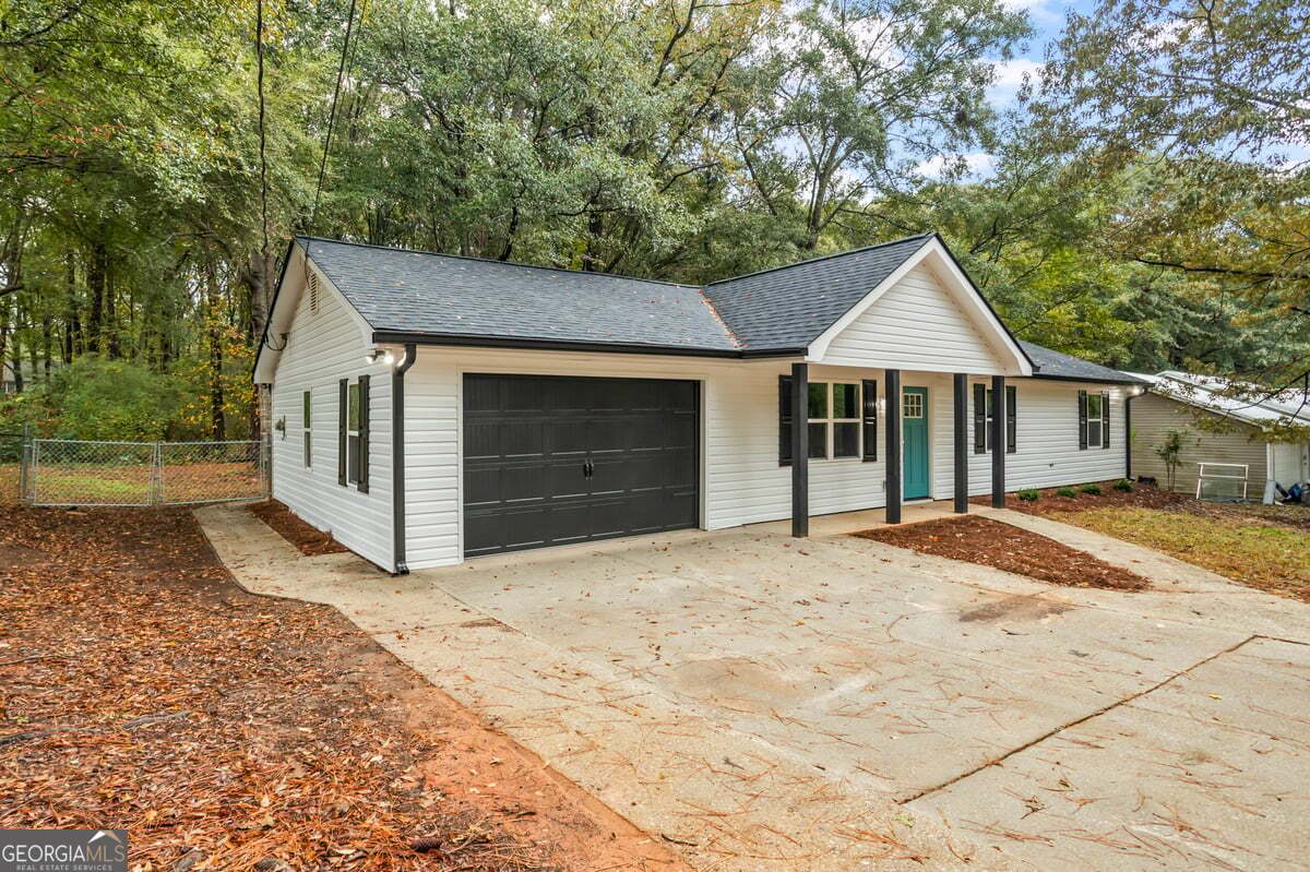 25 Woodcrest Drive Property Photo 4