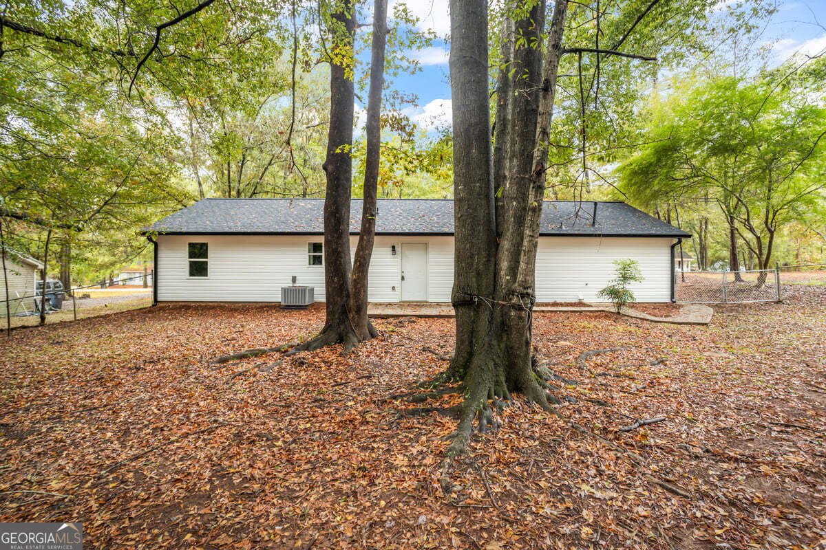 25 Woodcrest Drive Property Photo 6