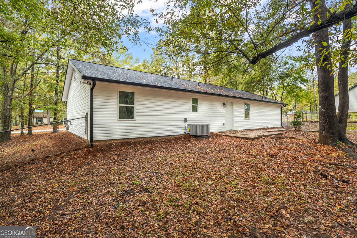 25 Woodcrest Drive Property Photo 7