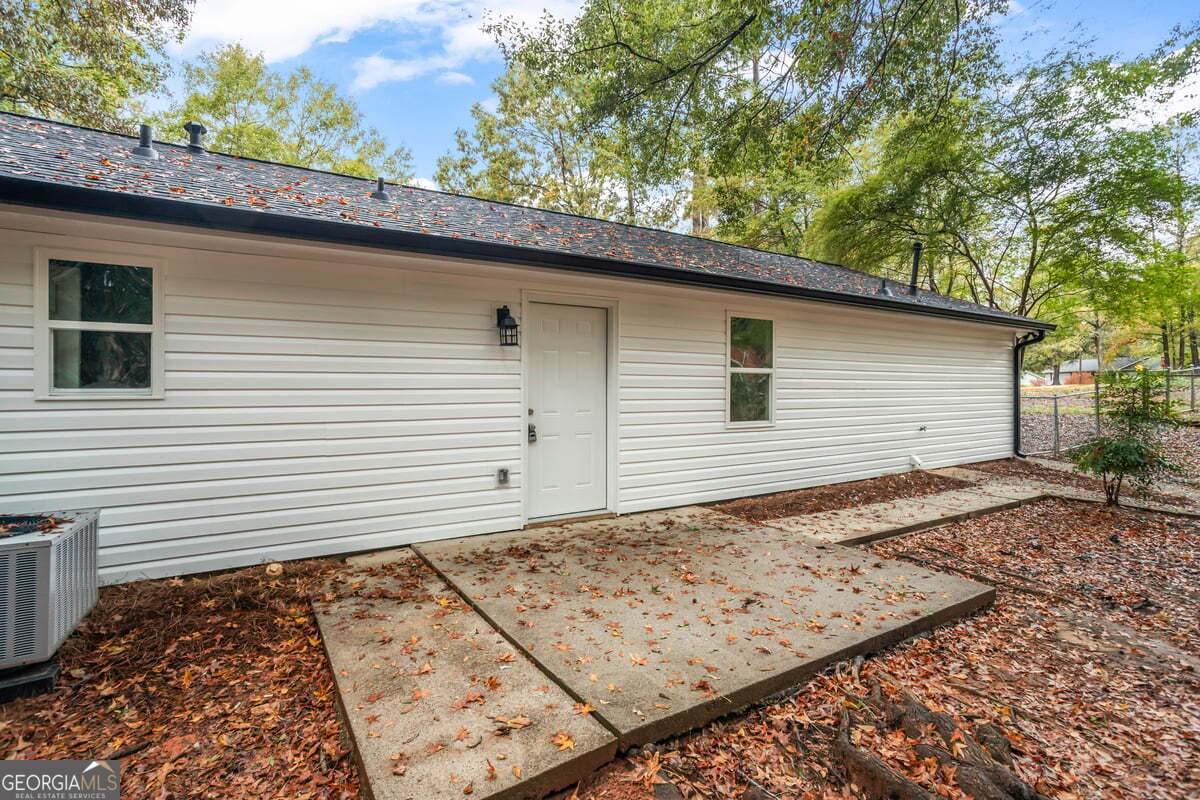 25 Woodcrest Drive Property Photo 9