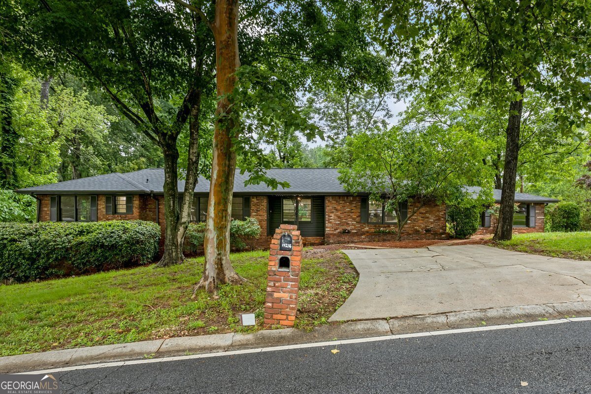 1124 Ponderosa Park Drive Property Photo 1