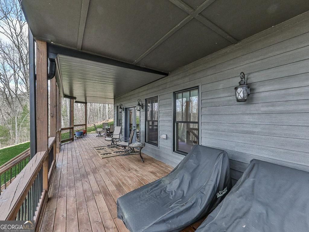 208 Weeks Drive Property Photo 41