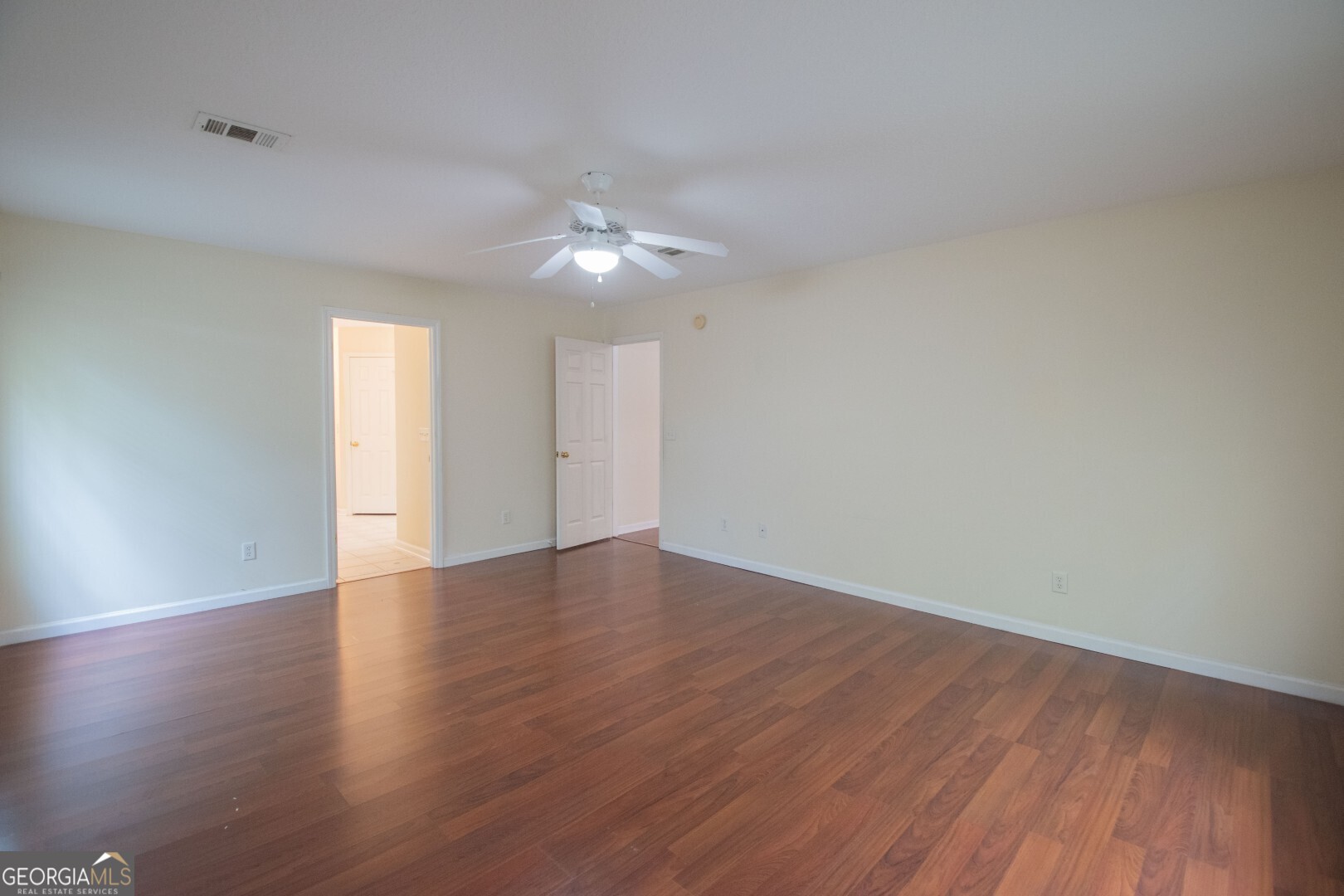 245 Chase Court N Property Photo 10