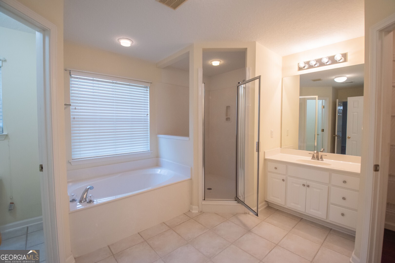 245 Chase Court N Property Photo 11