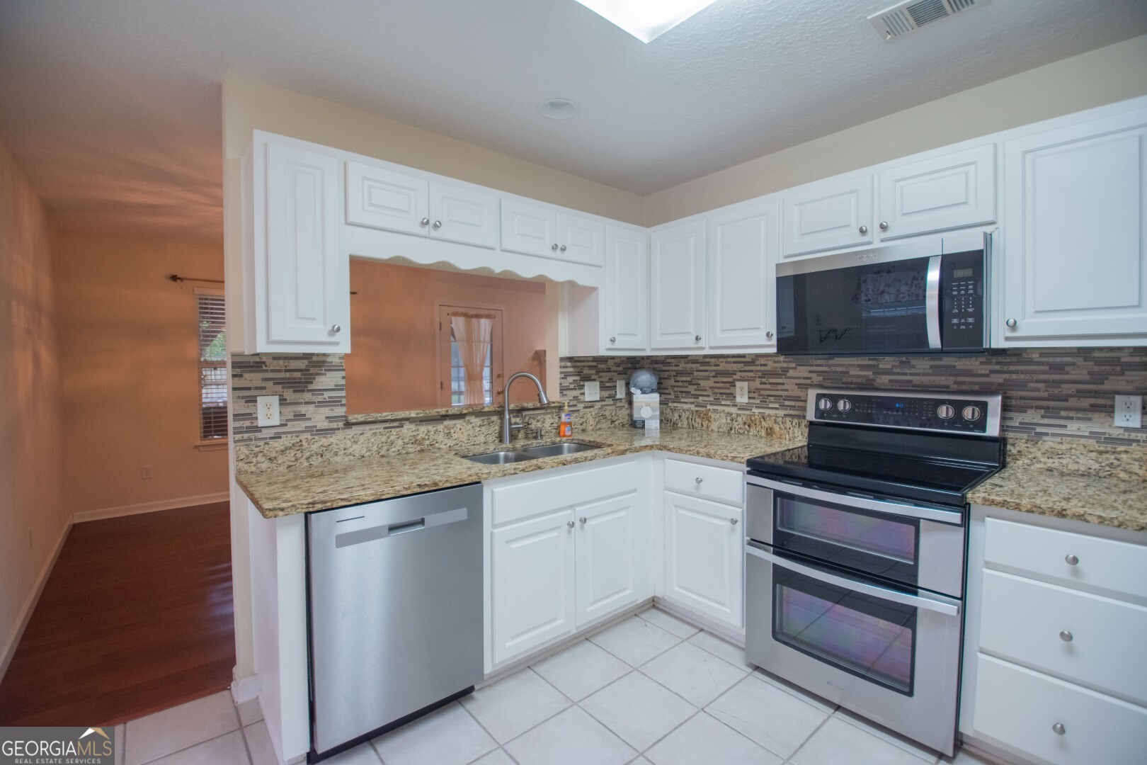 245 Chase Court N Property Photo 16