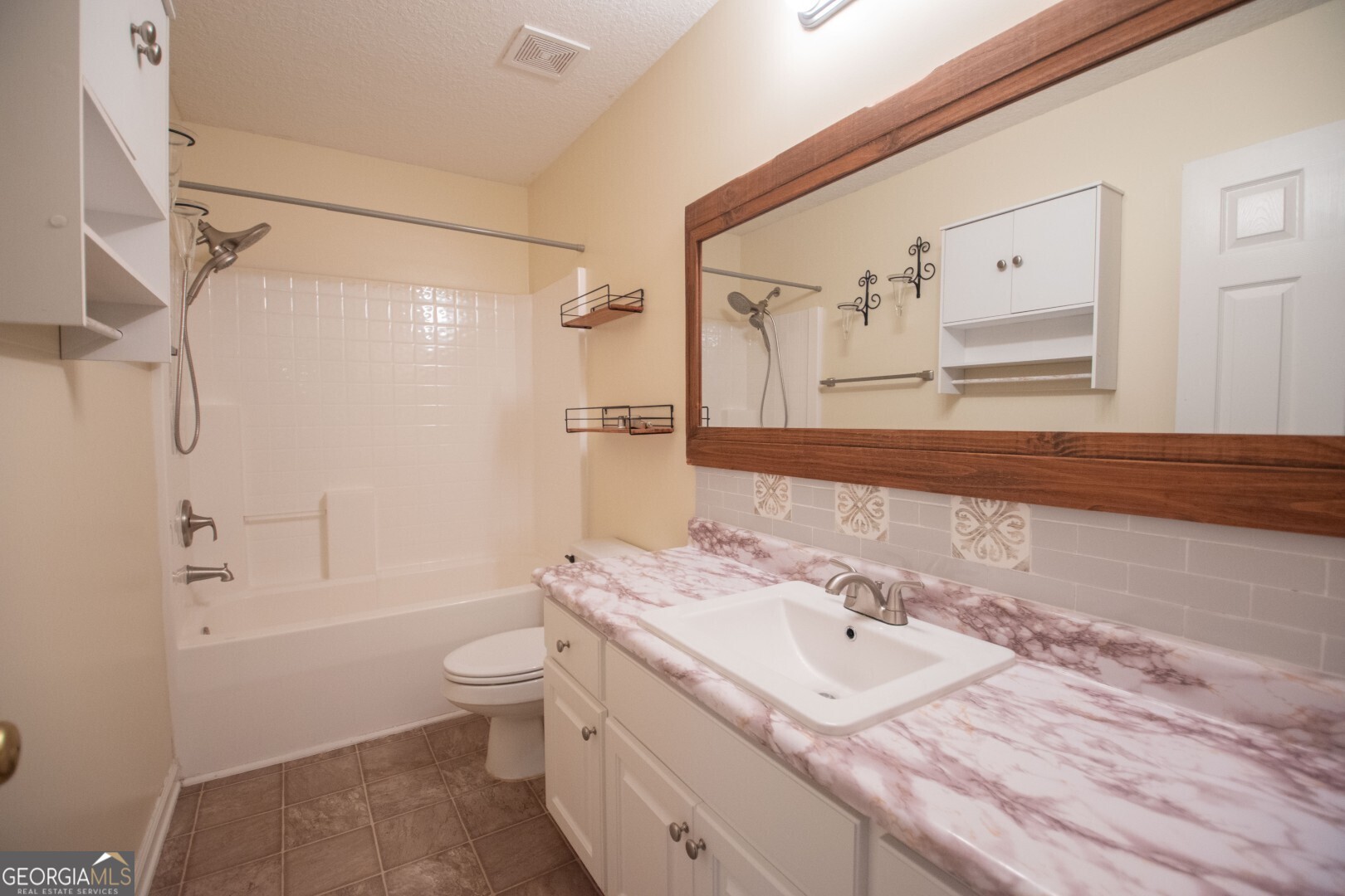 245 Chase Court N Property Photo 29