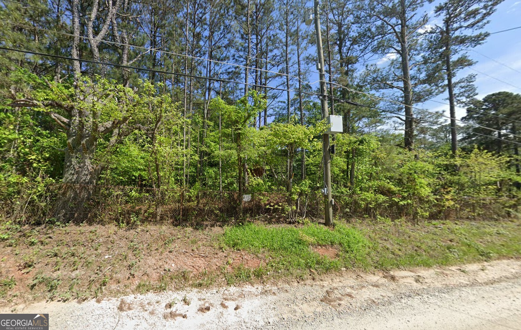 7090 Tyree Road Property Photo 2