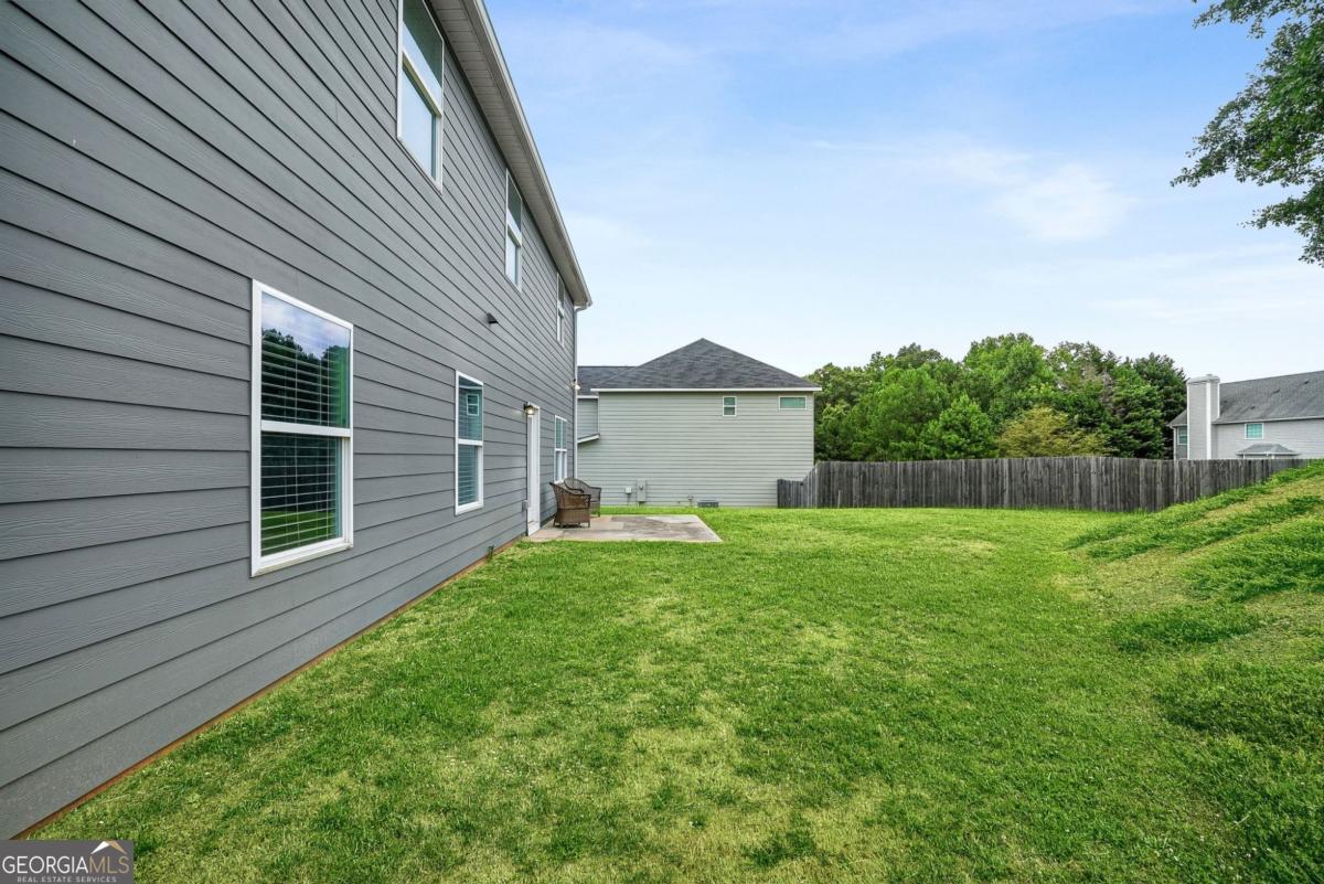 409 Splash Pointe Property Photo 26