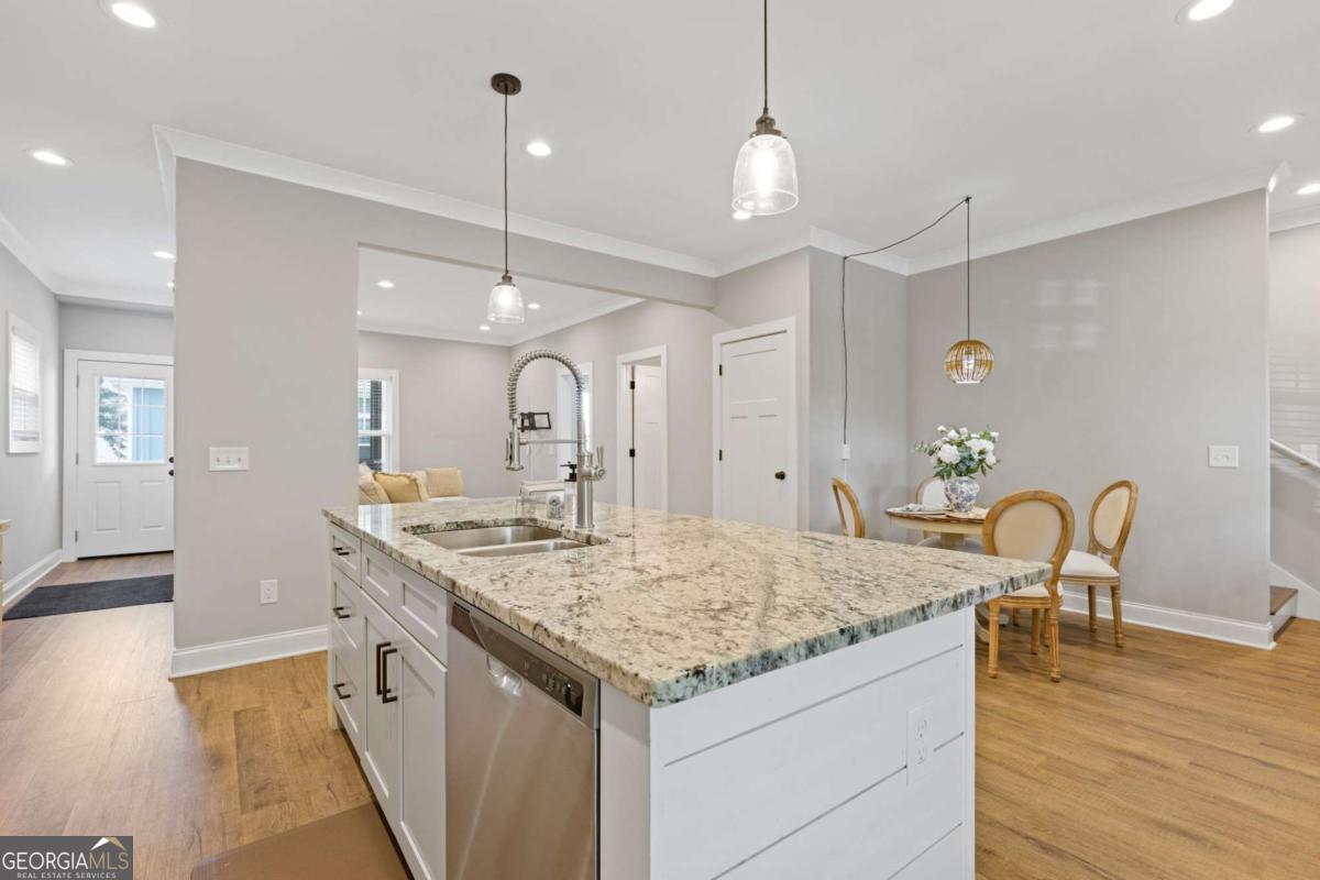 226 Old Canton Circle Property Photo 10