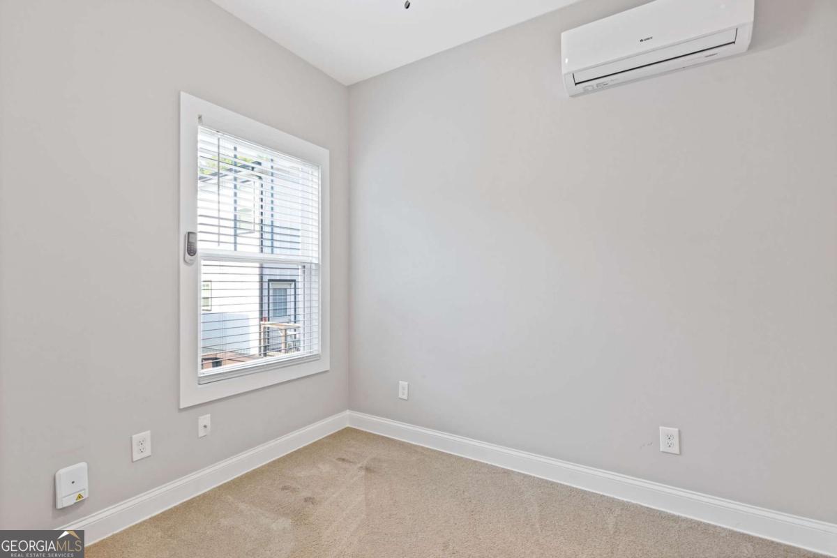 226 Old Canton Circle Property Photo 15