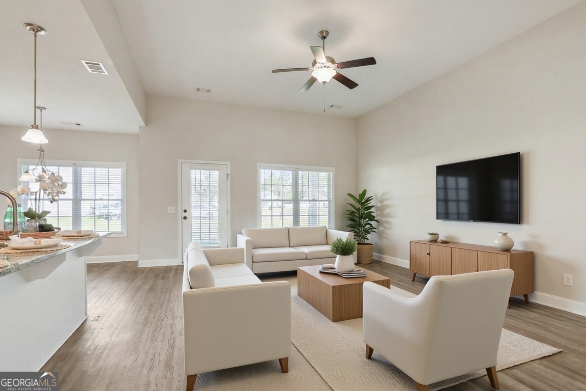 225 Alcovy Circle Property Photo 2
