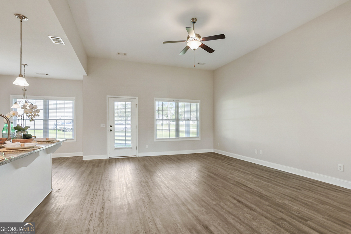 225 Alcovy Circle Property Photo 3