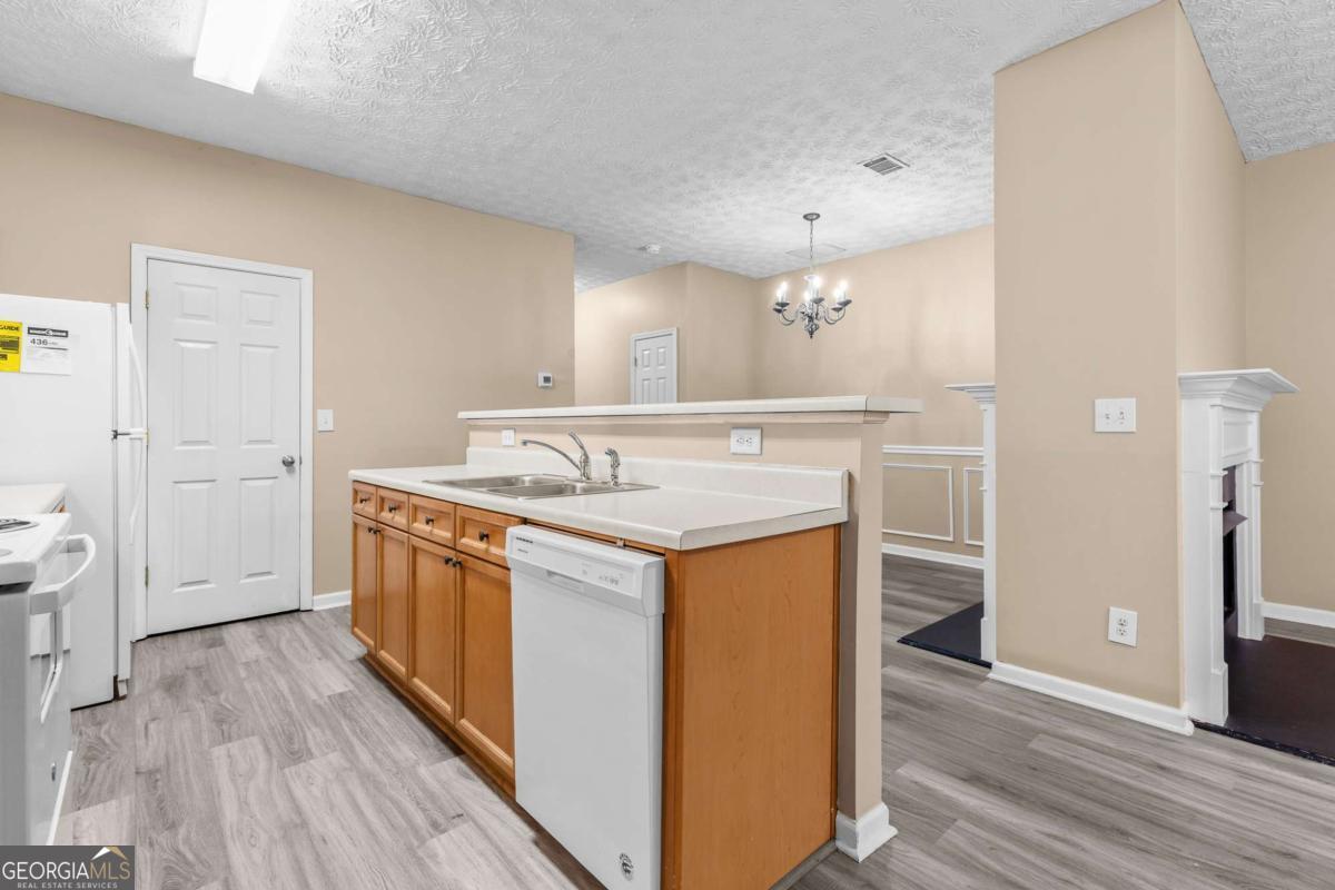 4932 Vireo Drive Property Photo 15