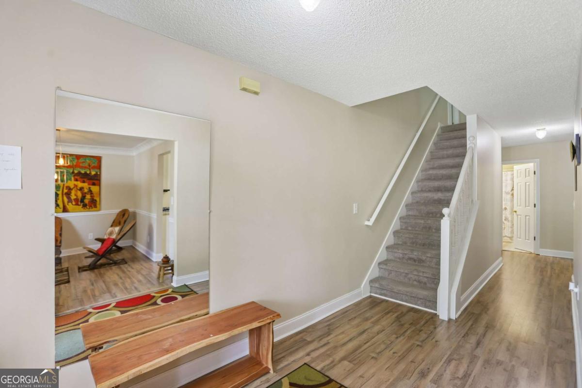 1586 Rice Square Property Photo 10