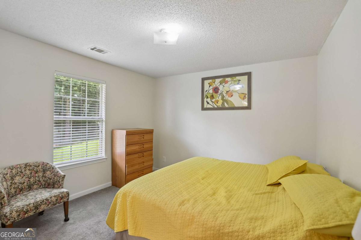 1586 Rice Square Property Photo 14