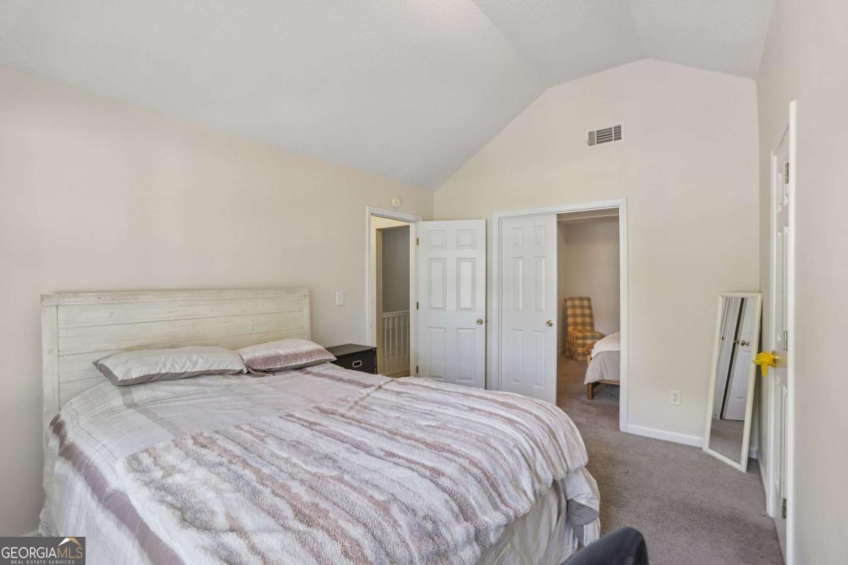 1586 Rice Square Property Photo 20