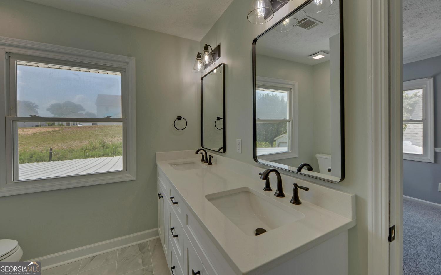 6077 Highway 332 Property Photo 36