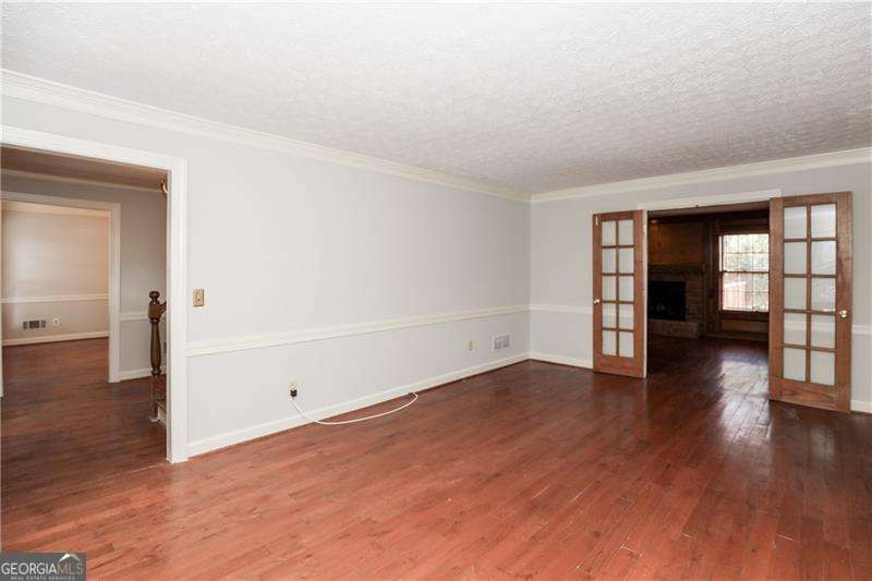3122 Henderson Walk Property Photo 9