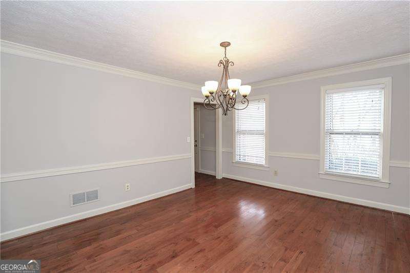 3122 Henderson Walk Property Photo 10